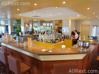Sunrise Hotel 8
